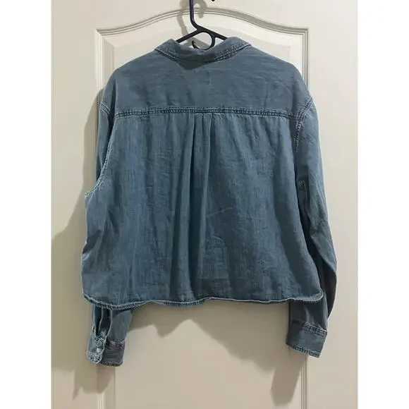 Gap Cropped Denim Shirt - Picture 3 of 7